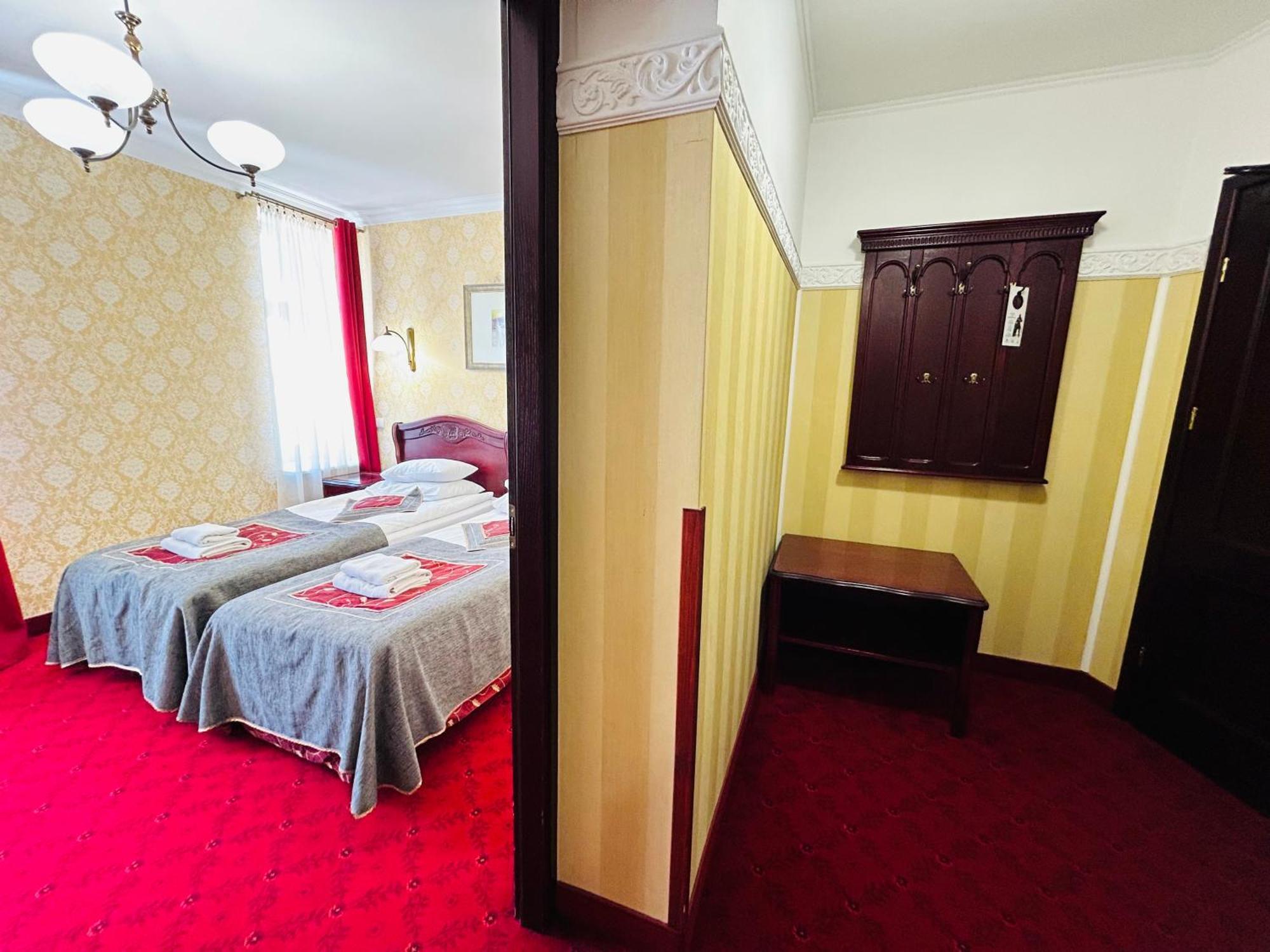 Bed and breakfast Pod Zamkiem 4*